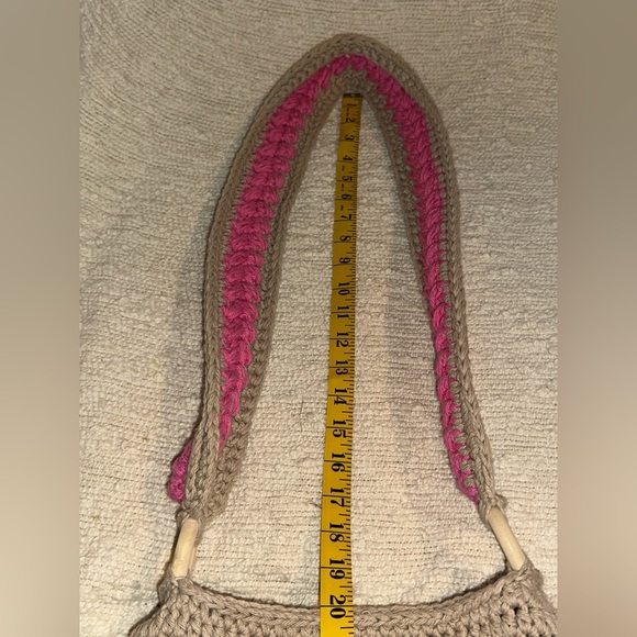 NWT Handcrafted Pink and Tan Crochet Crossbody Bag - Picture 13 of 13